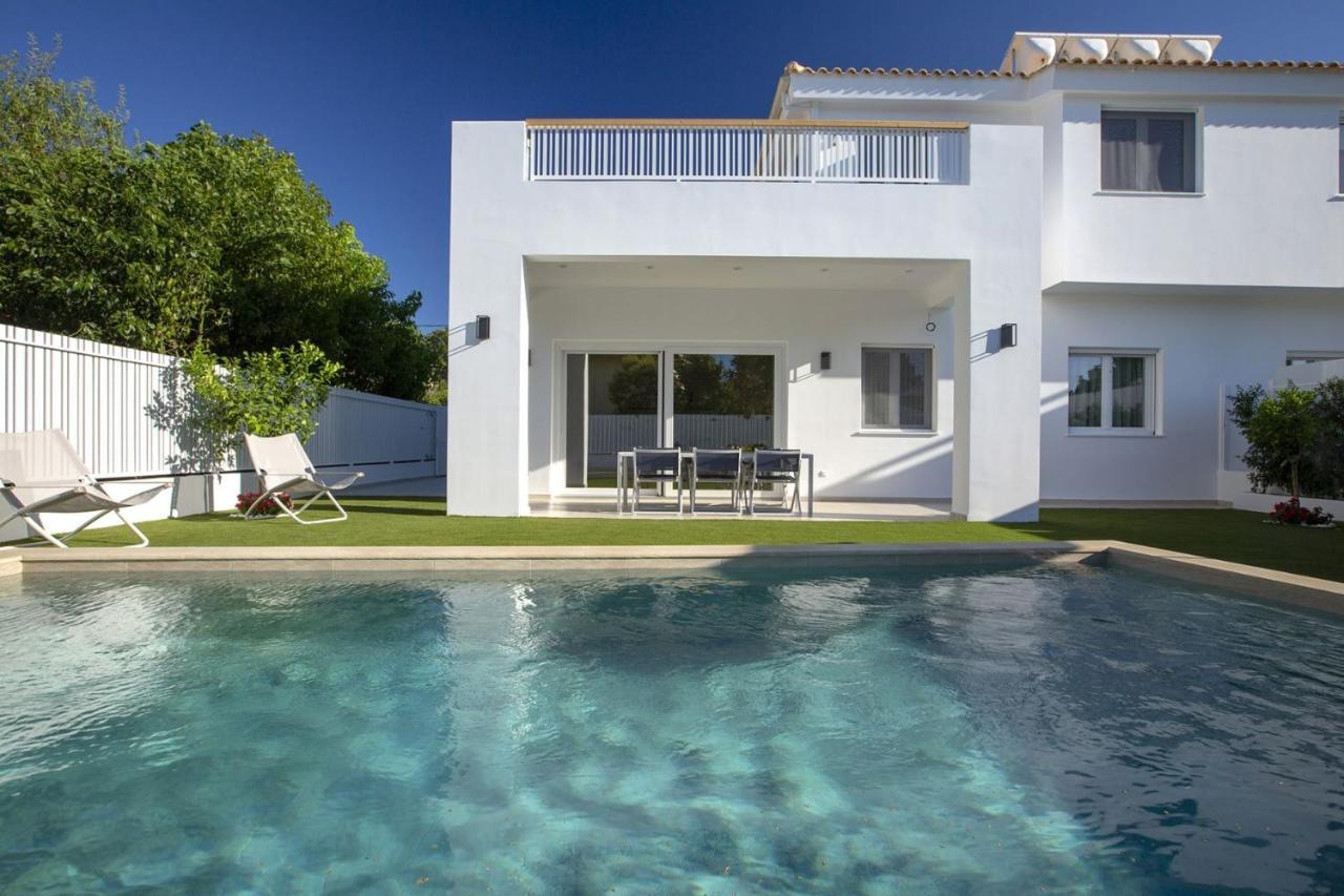 The Quad Luxury Villas Lygia  Luaran gambar