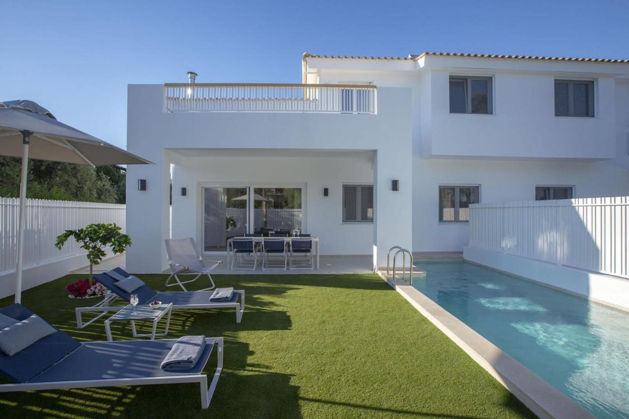 The Quad Luxury Villas Lygia  Luaran gambar