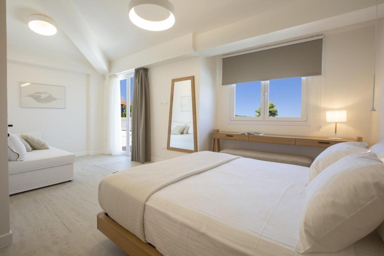The Quad Luxury Villas Lygia  Luaran gambar
