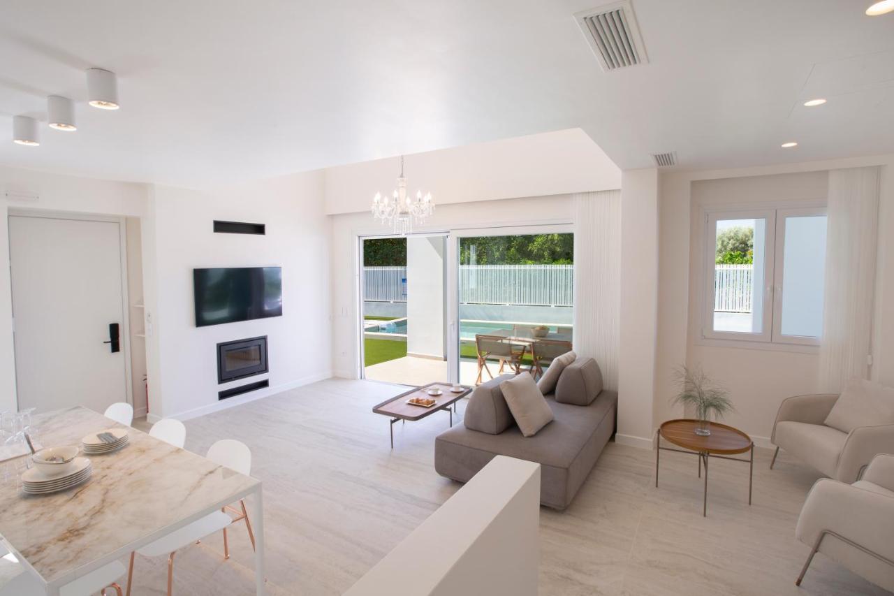 The Quad Luxury Villas Lygia  Luaran gambar