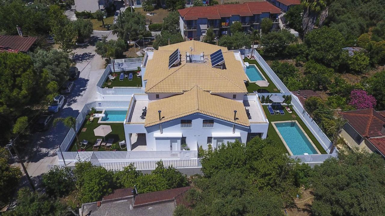 The Quad Luxury Villas Lygia  Luaran gambar